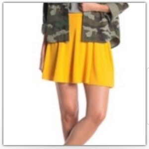 NWT Poof New York skirt